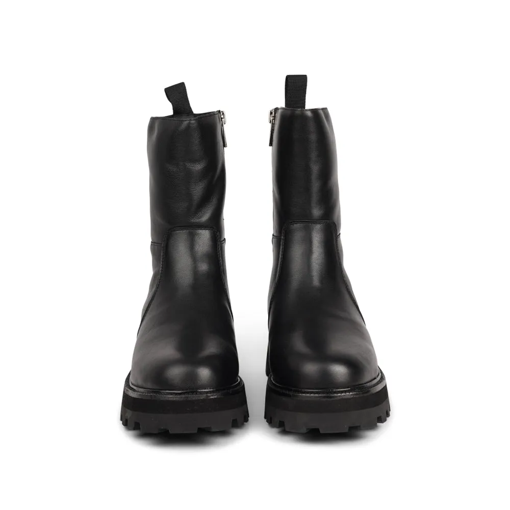 Ushba - Leather boots with zip